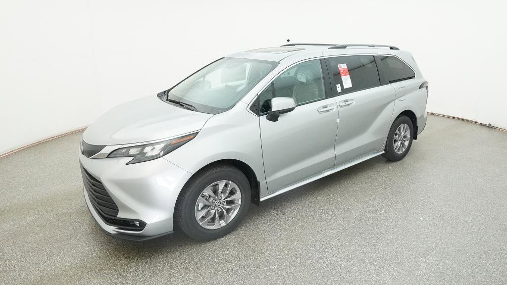 New 2025 Toyota Sienna XLE