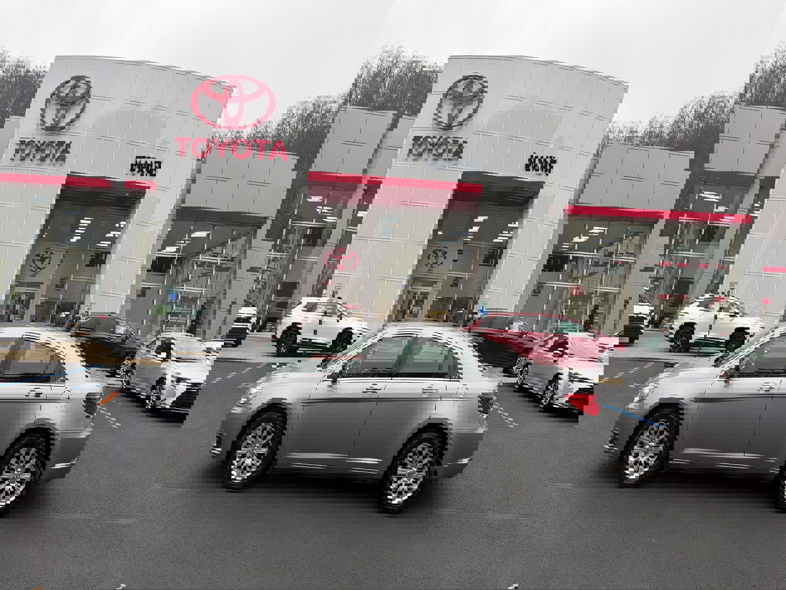 Used 2013 Chrysler 200 Touring w/ Cold Weather Group image 1