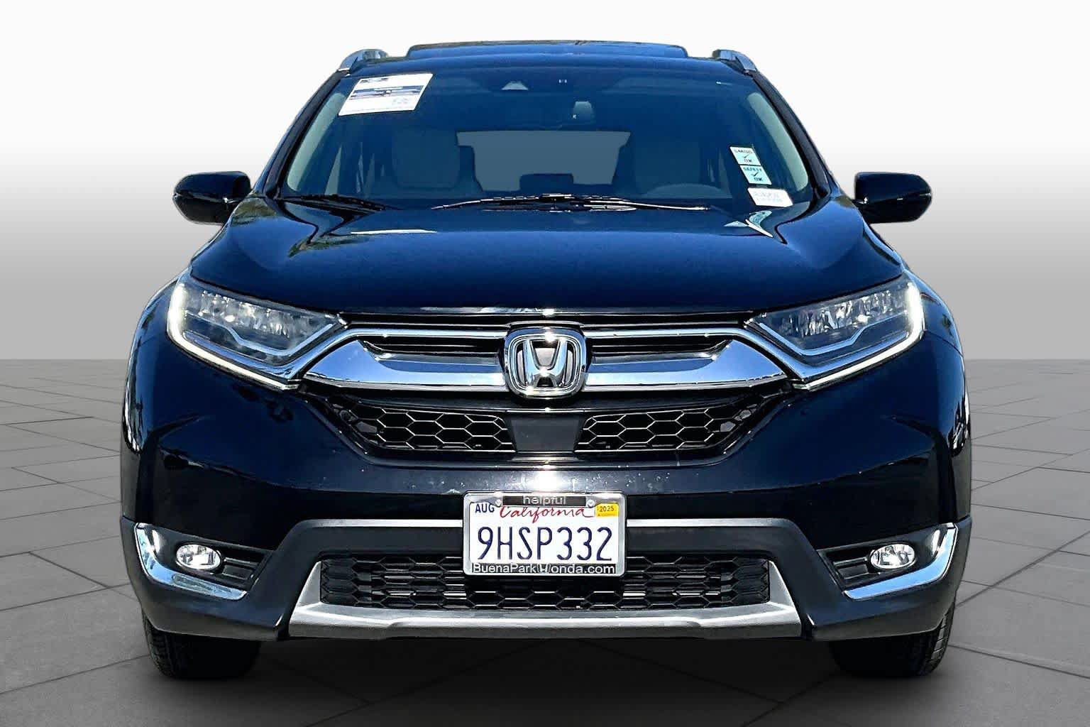 Used 2018 Honda CR-V Touring image 3