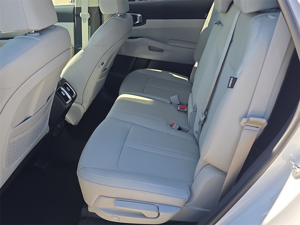 New 2026 Kia Sorento S image 18