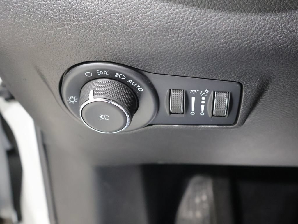 Used 2023 Jeep Compass Trailhawk w/ Trailhawk Convenience Group AWD/4WD image 33