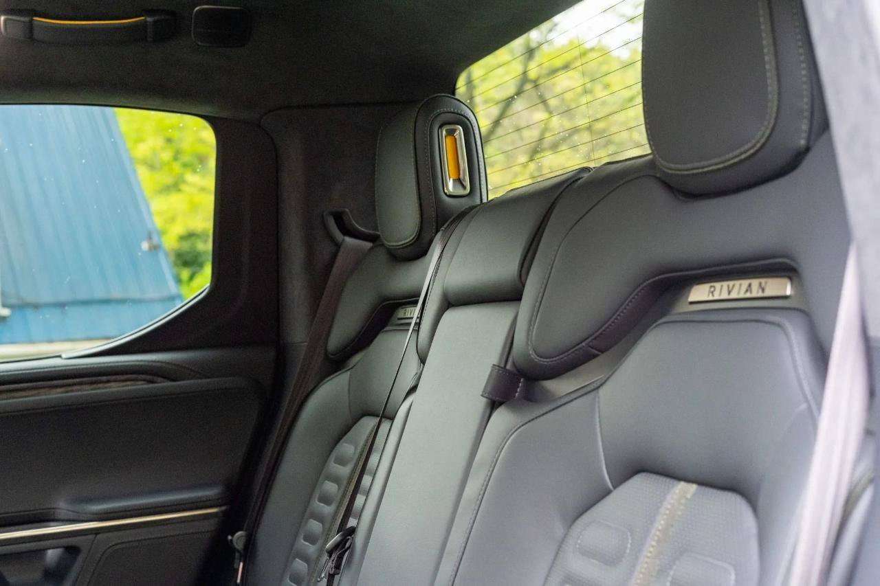 Used 2022 Rivian R1T Launch Edition AWD/4WD image 34