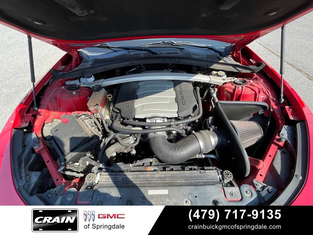 Used 2018 Chevrolet Camaro SS RWD image 30