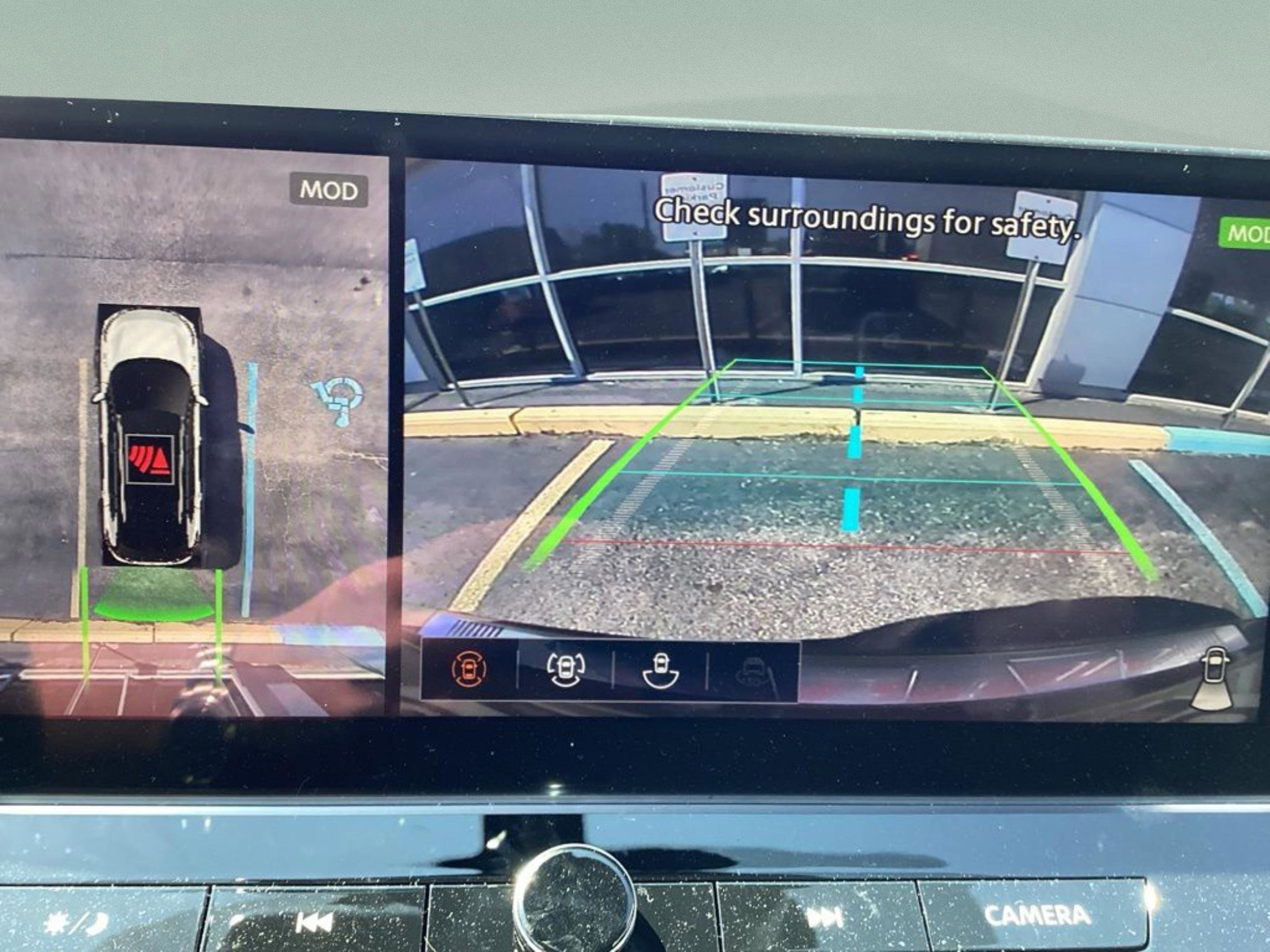 Used 2024 Nissan Rogue SL image 10