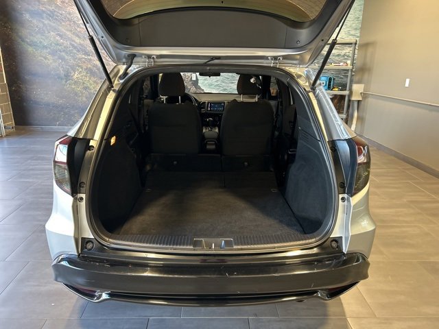 Used 2019 Honda HR-V Sport image 29