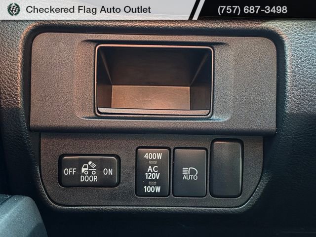 Used 2018 Toyota Tacoma TRD Sport image 22