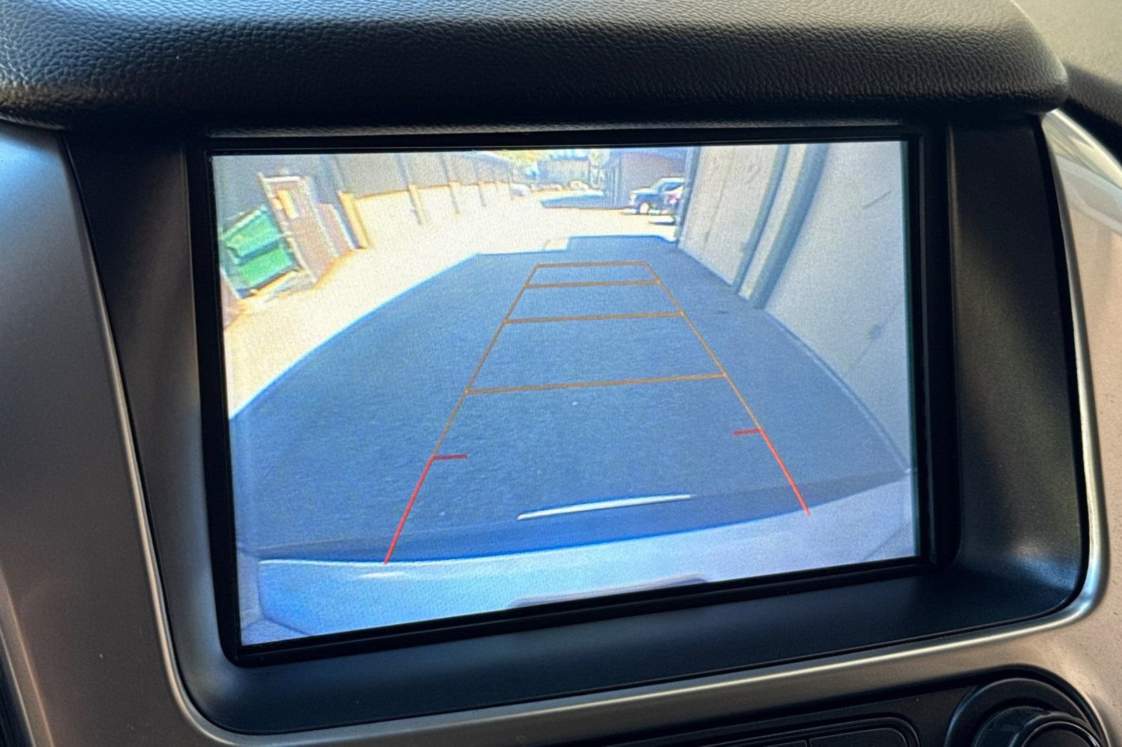 Used 2018 Chevrolet Tahoe LT image 27