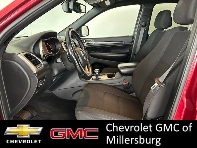 Used 2014 Jeep Grand Cherokee Laredo w/ 18" Wheel & 8.4" Radio Group AWD/4WD image 12