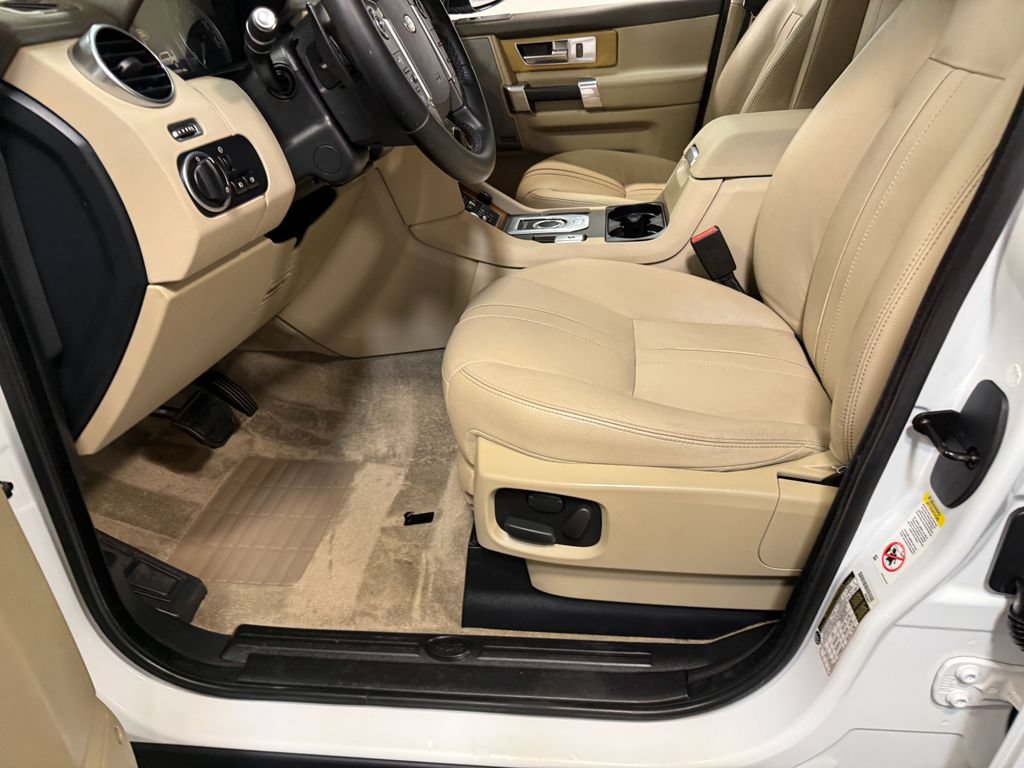 Used 2016 Land Rover LR4 HSE AWD/4WD image 58