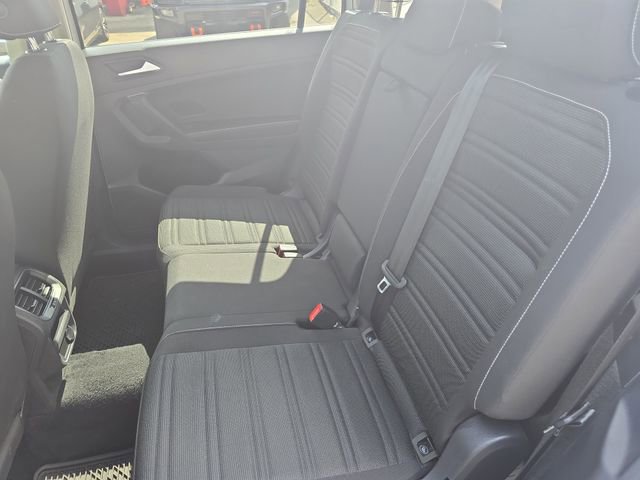 Used 2023 Volkswagen Tiguan S image 13