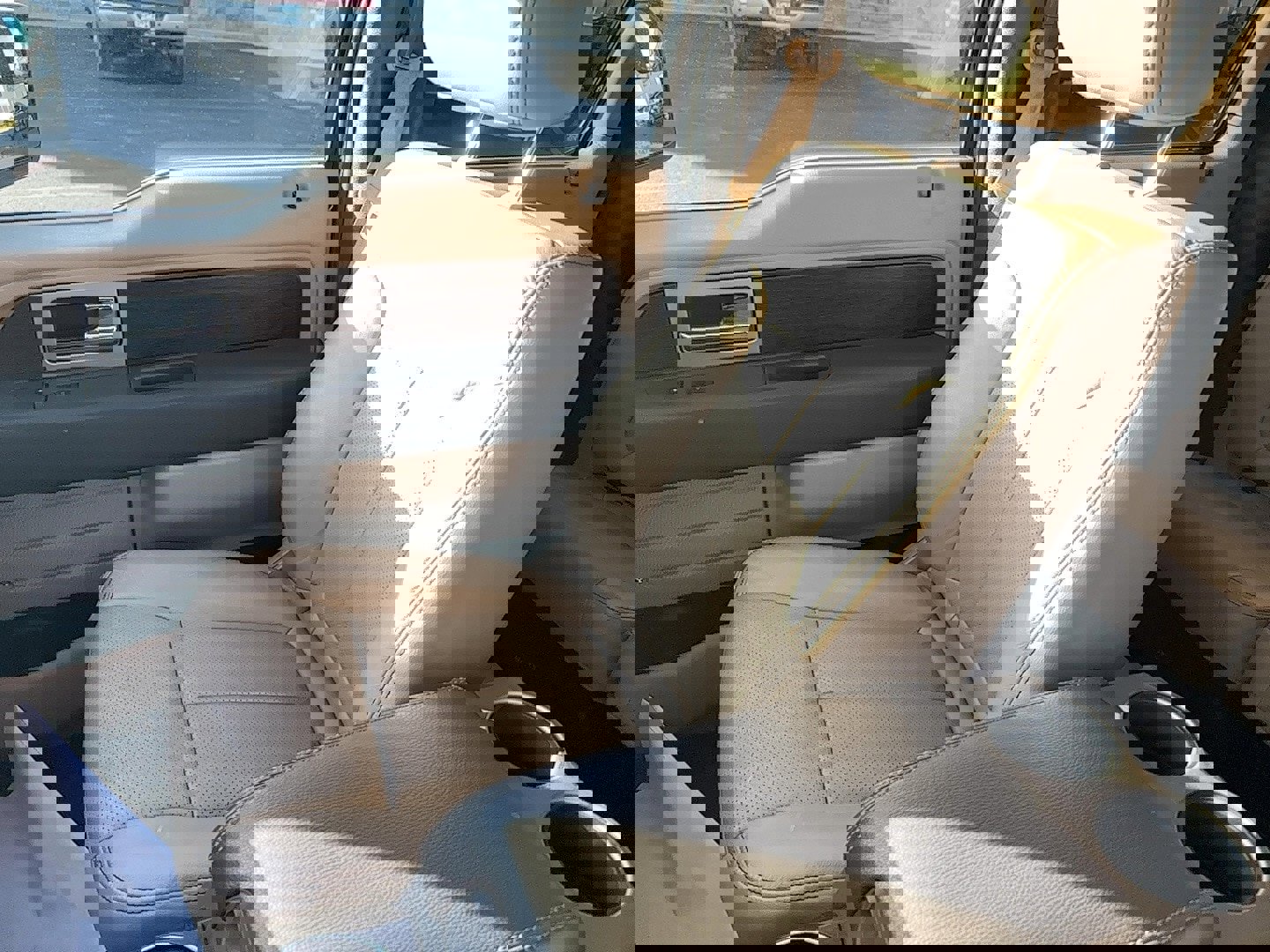 Used 2013 Ford F150 Lariat w/ Luxury Equipment Group image 18