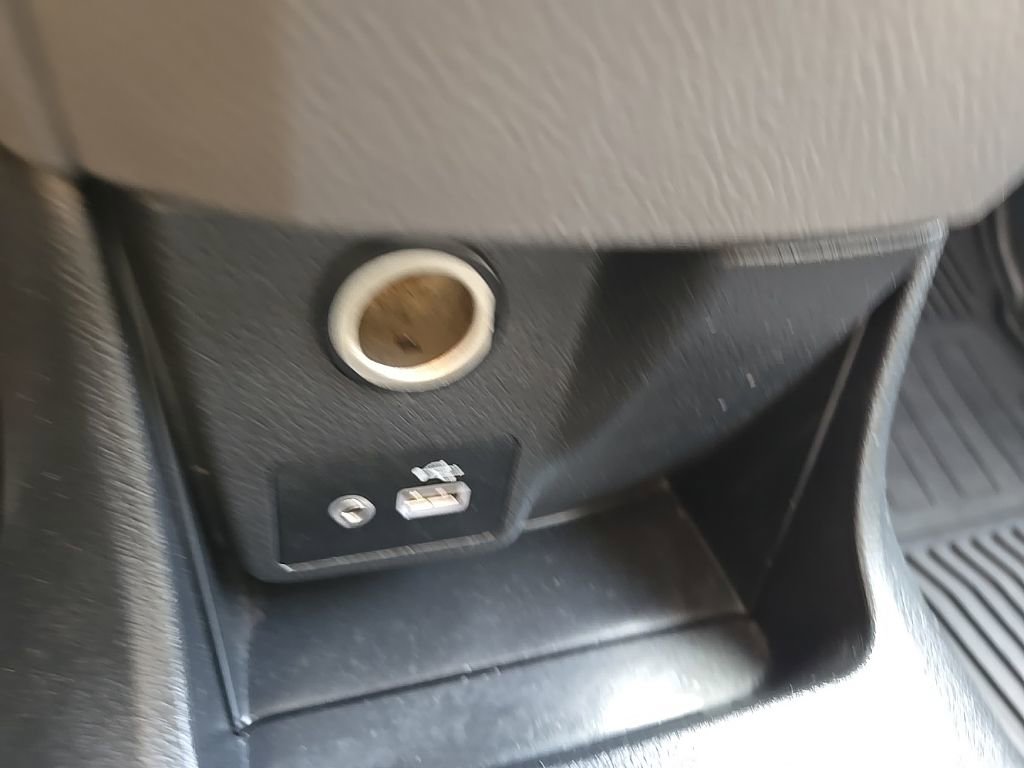 Used 2021 Nissan NV200 S w/ Back Door Glass Package image 18