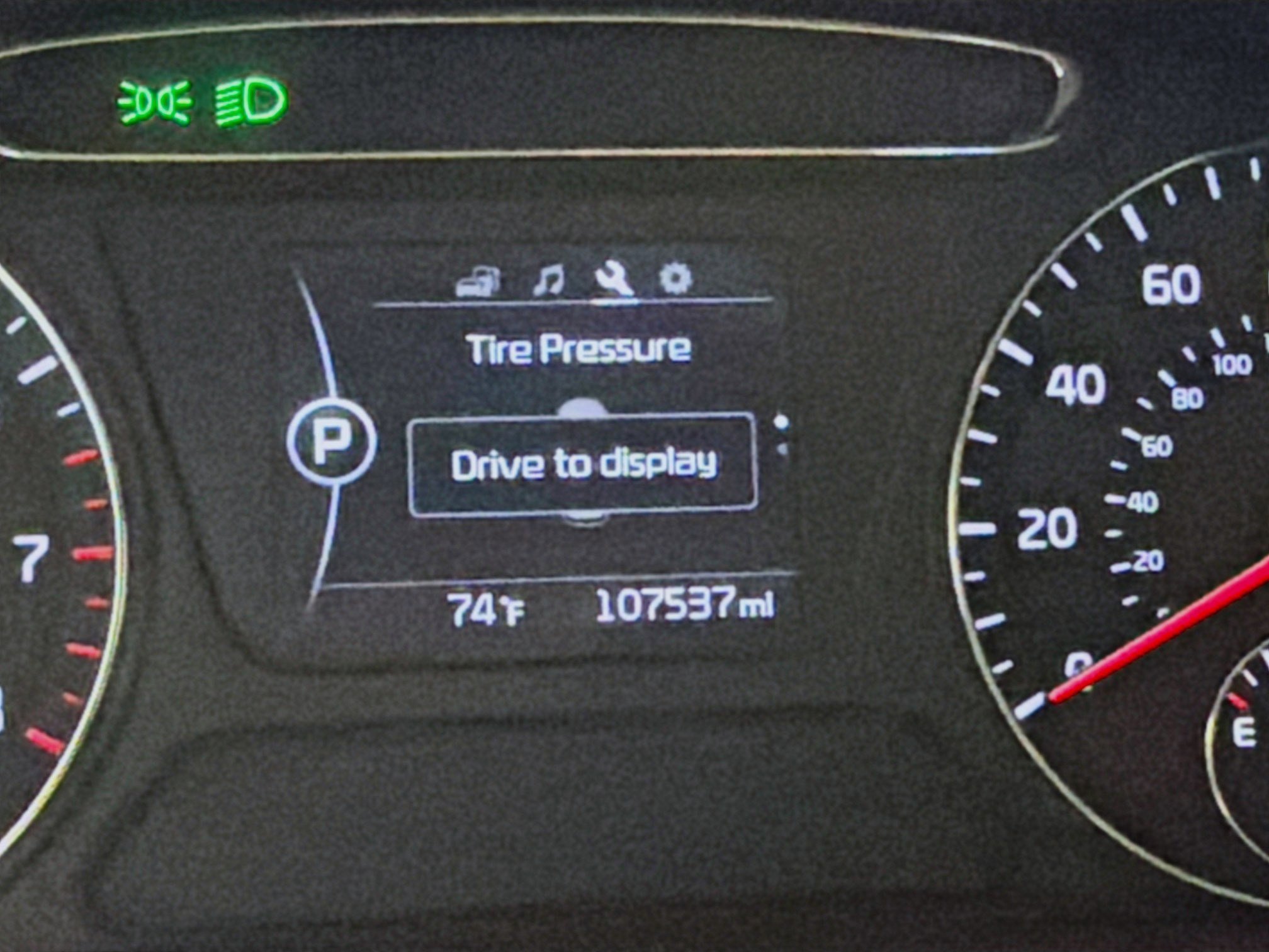 Used 2018 Kia Sorento LX image 8