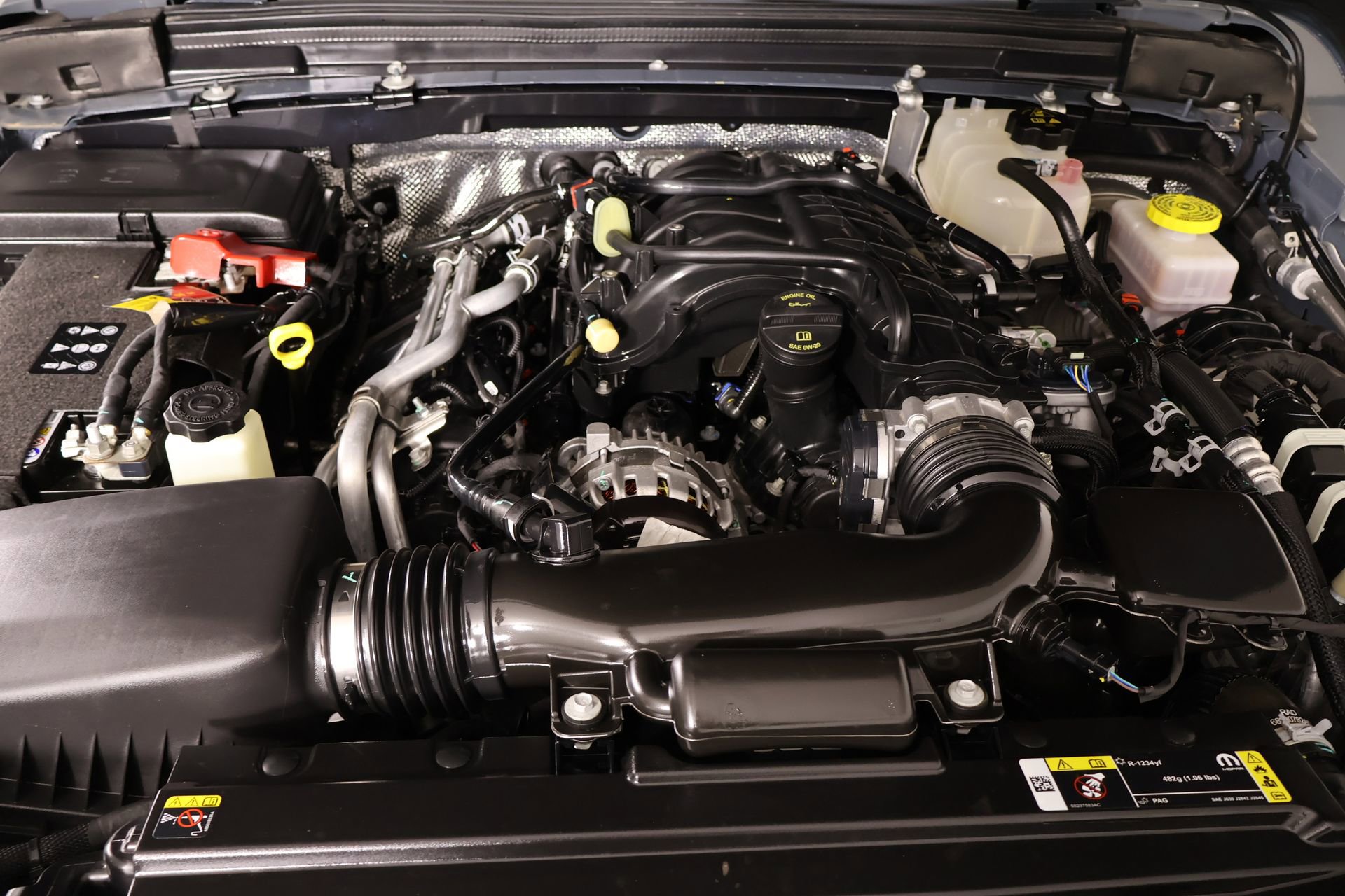 Used 2024 Jeep Wrangler Sport image 18