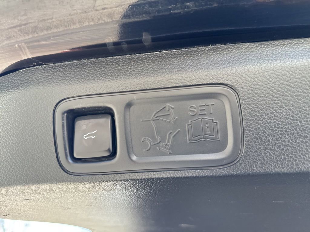 Used 2021 Ford Expedition Platinum image 53