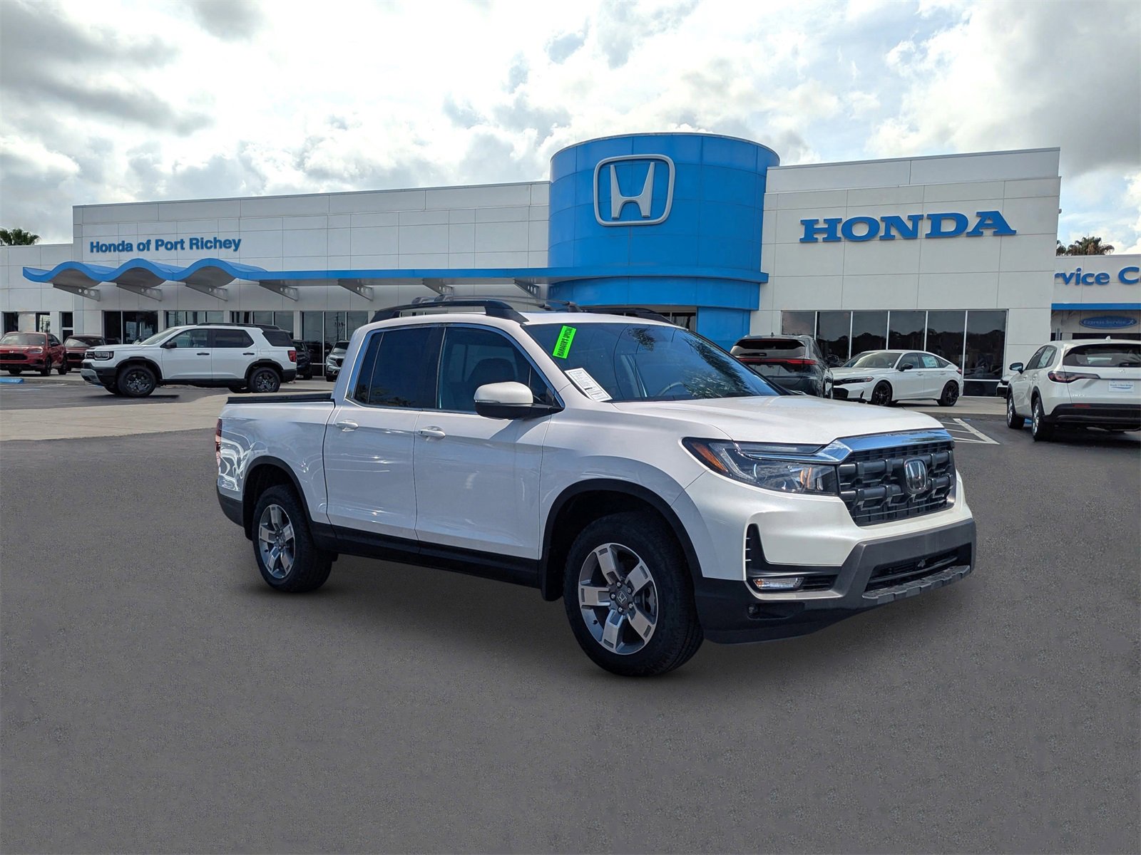 New 2025 Honda Ridgeline RTL
