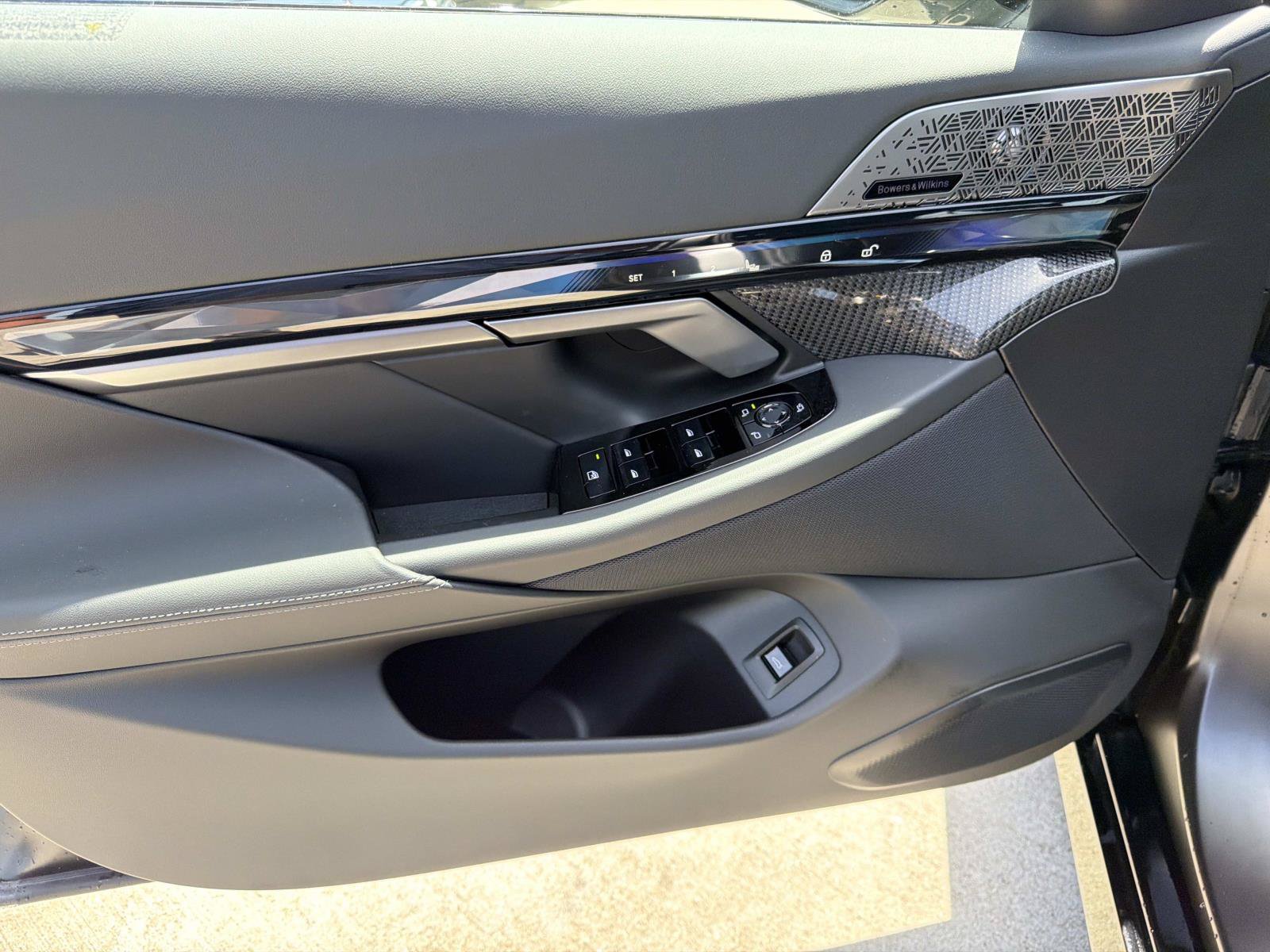 New 2026 BMW i5 M60 AWD/4WD image 13