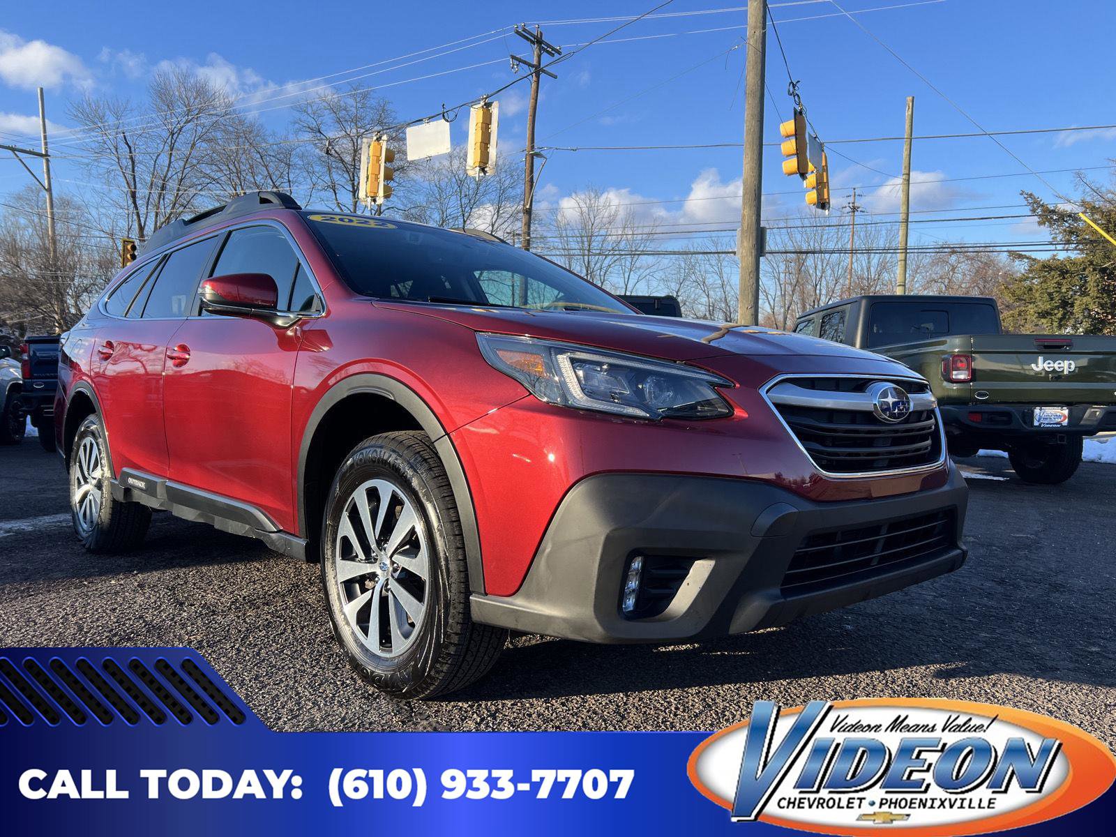 Used 2022 Subaru Outback Premium image 1
