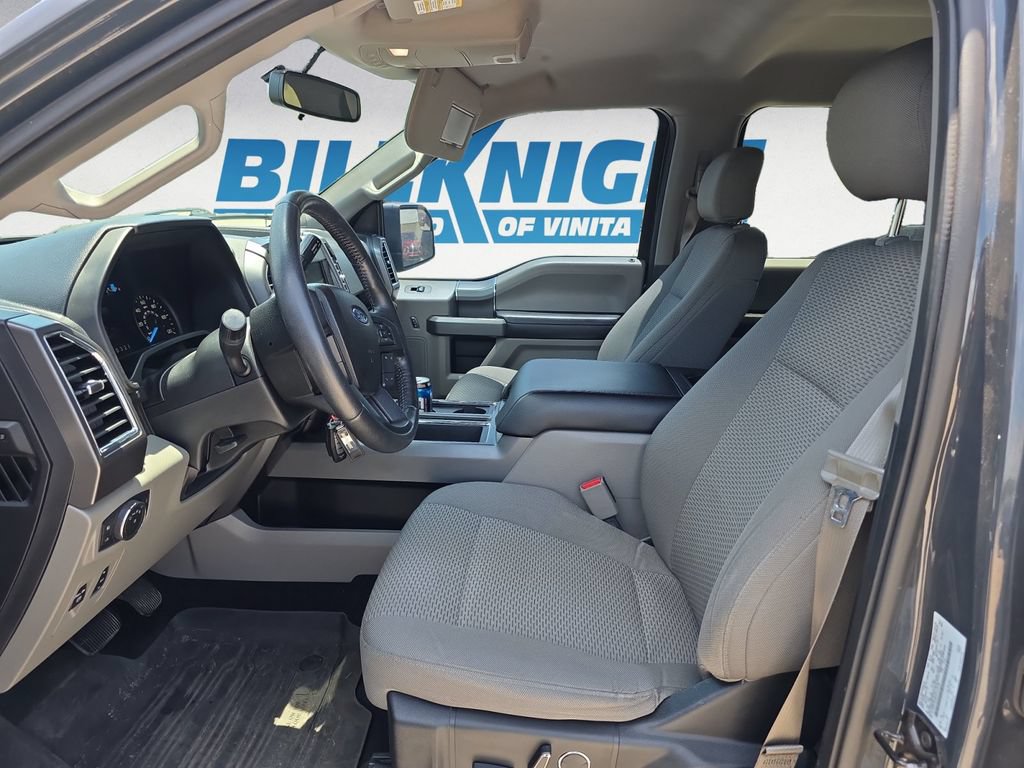 Used 2017 Ford F150 XLT w/ Equipment Group 302A Luxury AWD/4WD image 9