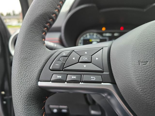 New 2025 Nissan Versa SR FWD image 21