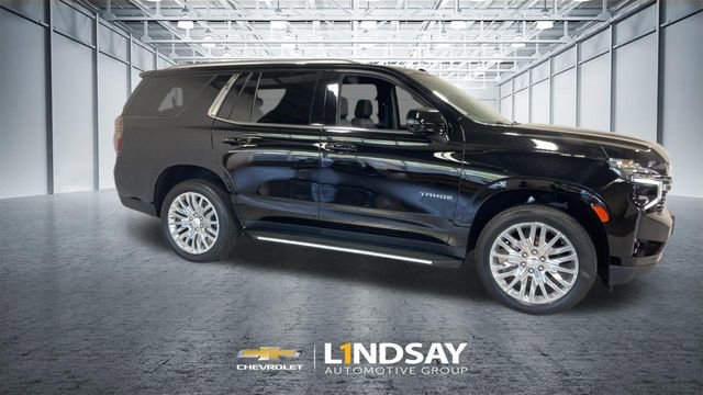 Used 2023 Chevrolet Tahoe LT w/ LT Signature Plus Package image 3