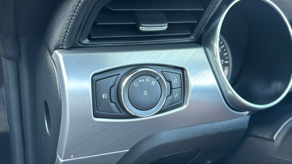 Used 2018 Ford Mustang GT Premium RWD image 12
