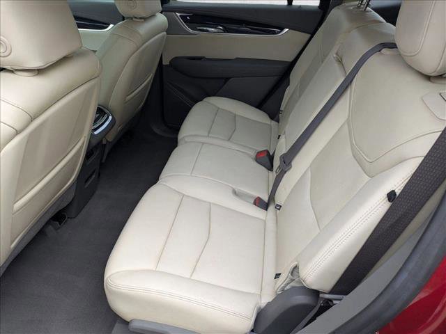 Used 2020 Cadillac XT6 Premium Luxury image 21