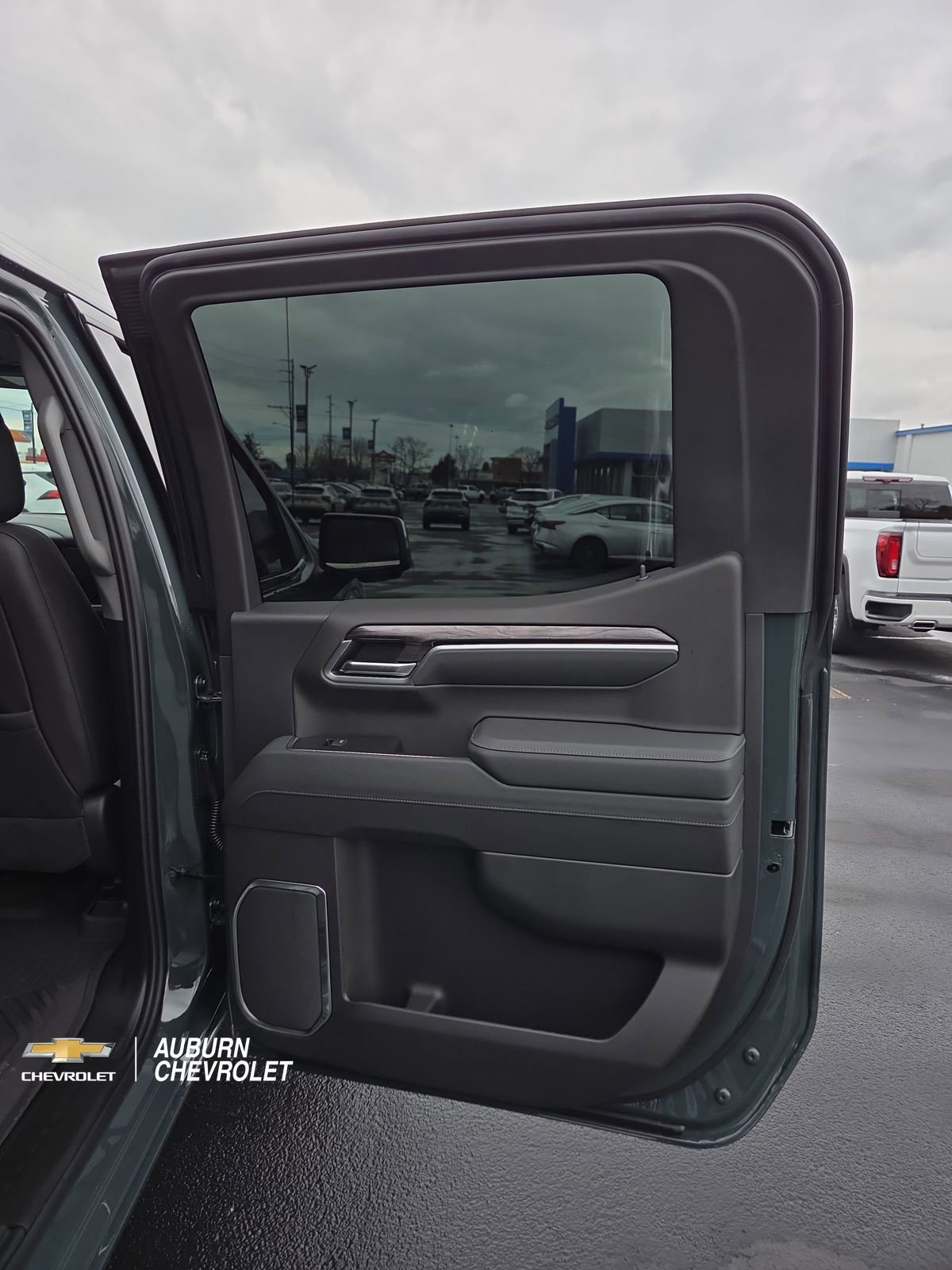 New 2026 Chevrolet Silverado 1500 LTZ w/ LTZ Premium Package AWD/4WD image 21