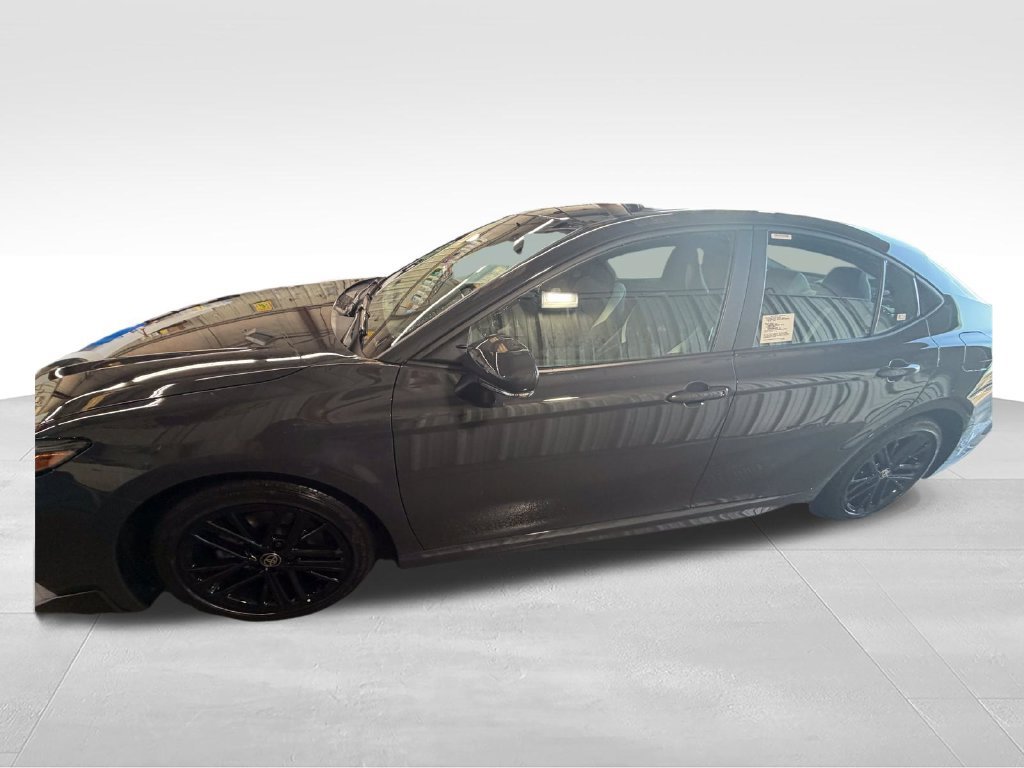 New 2026 Toyota Camry SE w/ Convenience Package FWD image 2