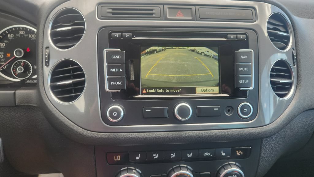 Used 2014 Volkswagen Tiguan SEL FWD image 22