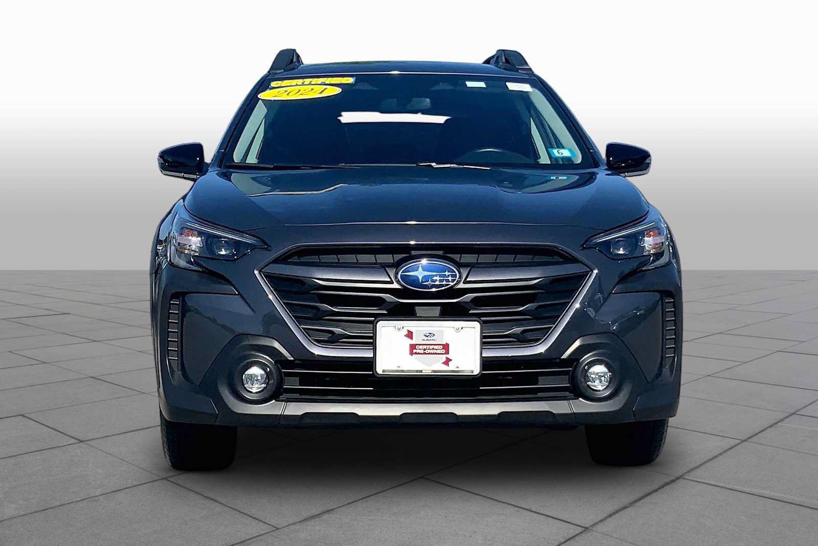 Used 2024 Subaru Outback Premium AWD/4WD image 4