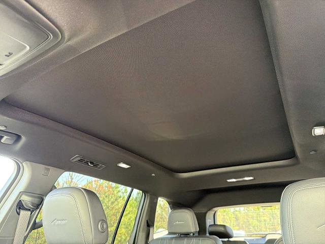 New 2026 Buick Enclave Avenir w/ Super Cruise Package FWD image 3