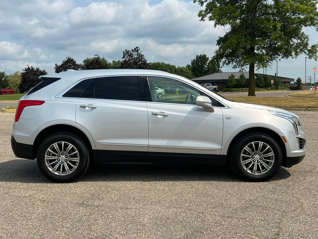 Used 2018 Cadillac XT5 Luxury w/ Driver Awareness Package AWD/4WD image 45