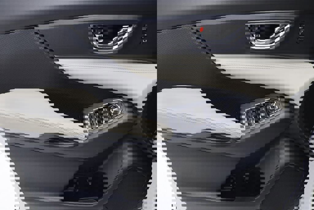 Used 2024 Subaru Ascent Limited image 15