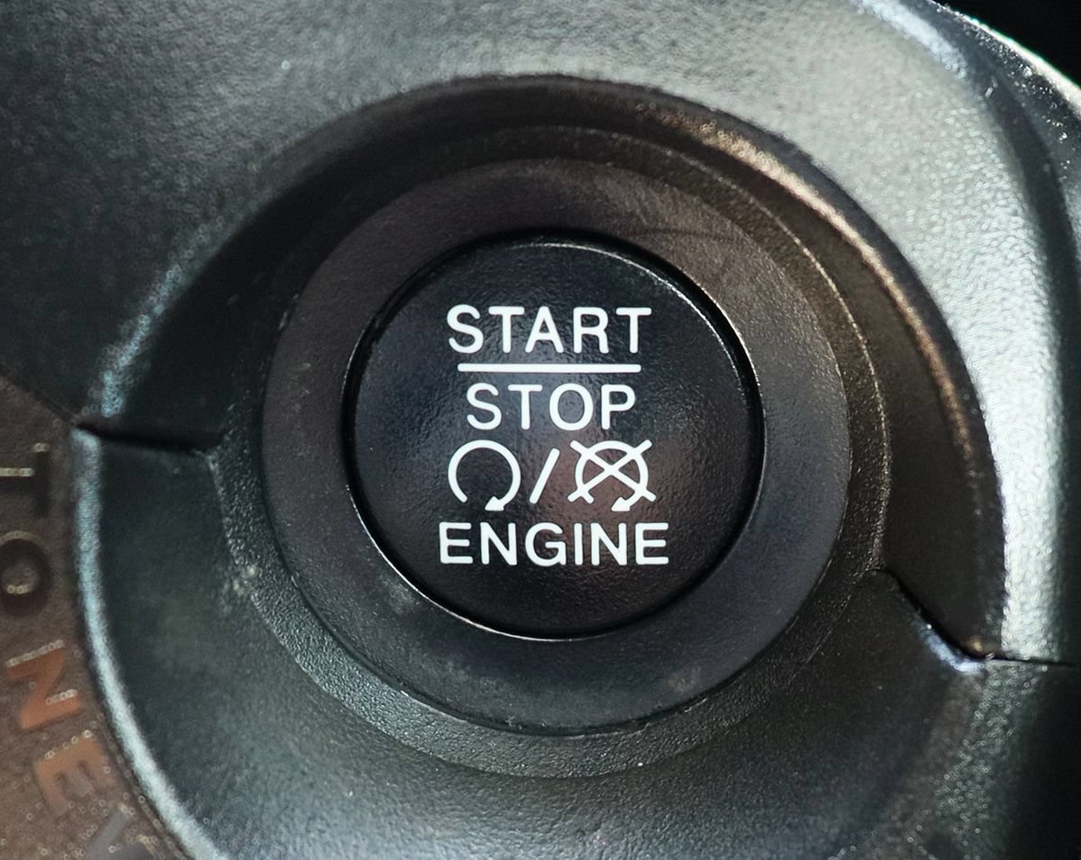 Used 2019 Jeep Renegade Trailhawk AWD/4WD image 53
