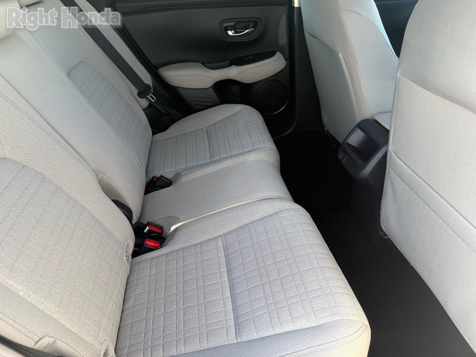Used 2023 Honda HR-V LX image 28