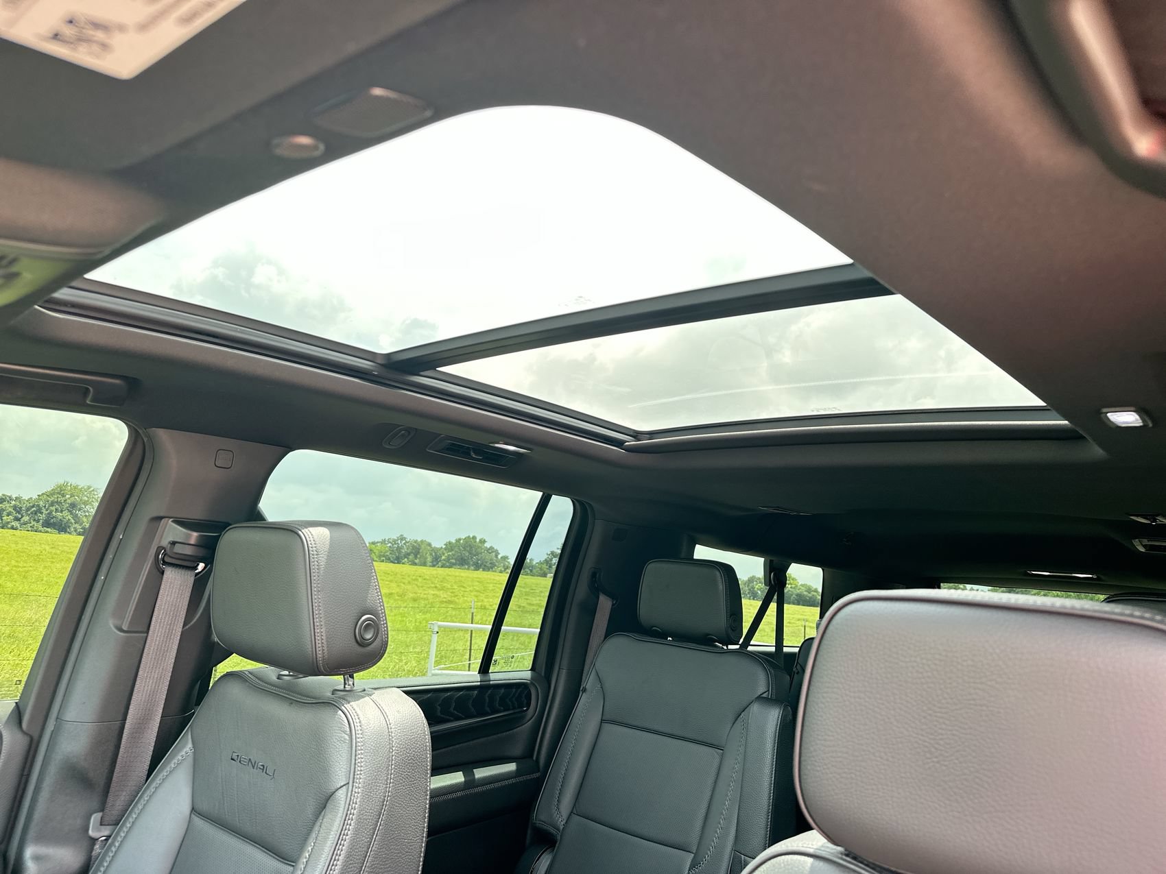 Used 2023 GMC Yukon XL Denali w/ LPO, Floor Liner Package AWD/4WD image 24