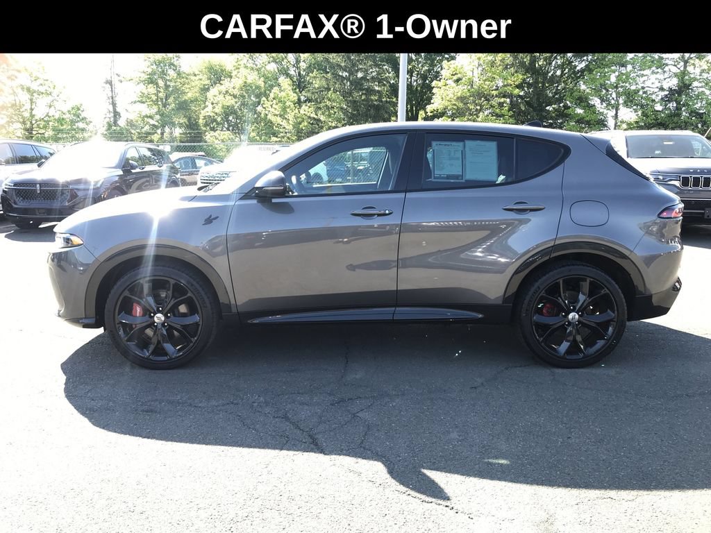 Used 2024 Dodge Hornet R/T Plus AWD/4WD image 2