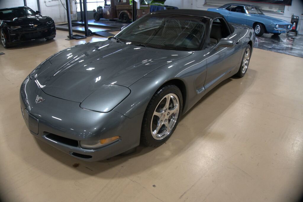 Used 2003 Chevrolet Corvette Base w/ Preferred Equipment Group1 image 1