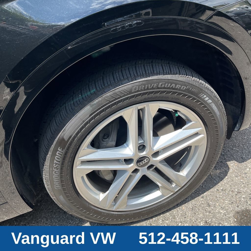 Used 2022 Audi Q5 e Premium w/ Convenience Package AWD/4WD image 19