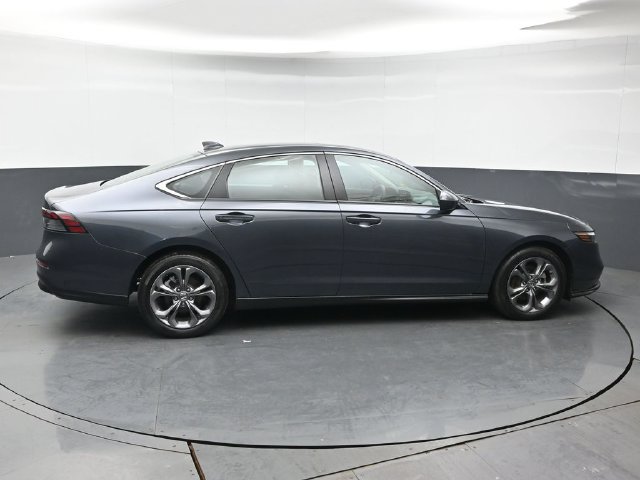 Used 2023 Honda Accord EX image 6