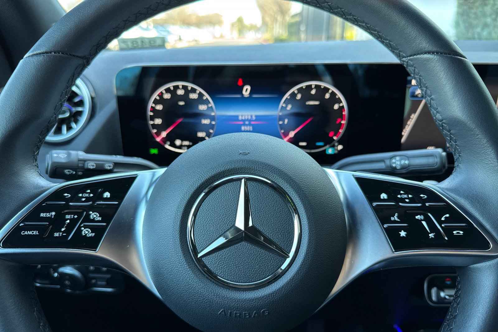 Certified 2025 Mercedes-Benz GLA 250 4MATIC image 24