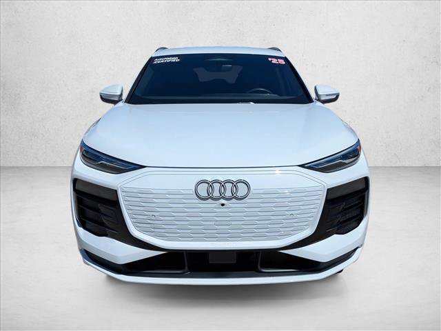 Used 2025 Audi Q6 e-tron Premium RWD video 2