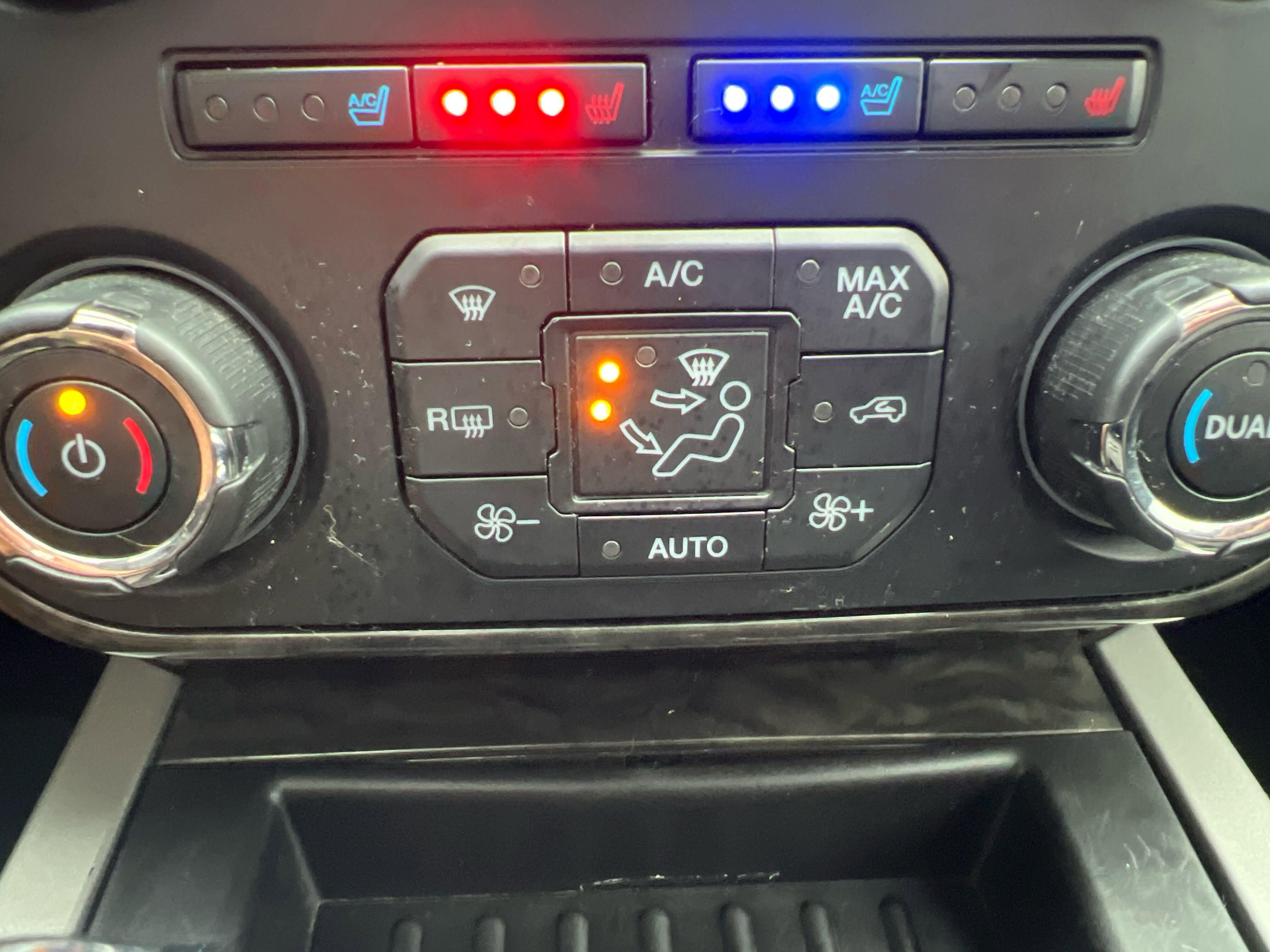 Used 2016 Ford Expedition EL Limited image 16