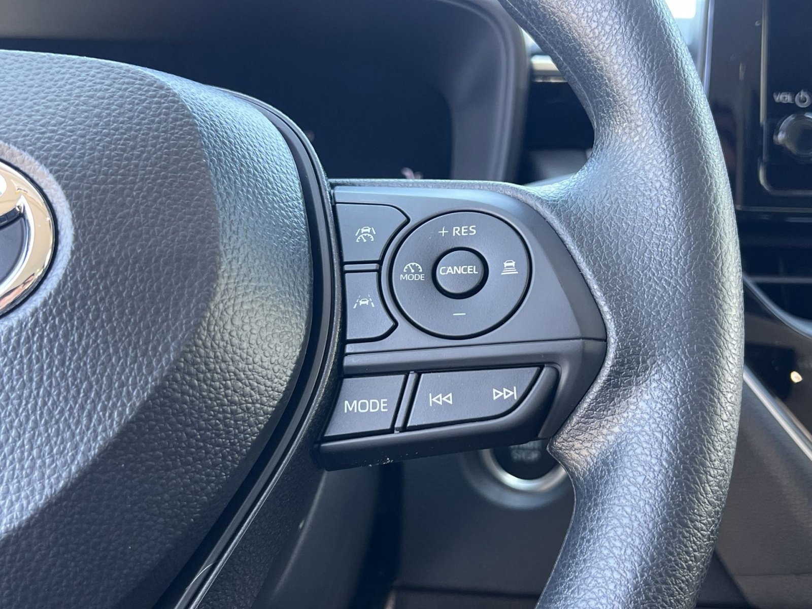 New 2026 Toyota Corolla LE FWD image 23