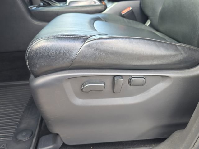 Certified 2023 Nissan Armada SL w/ Captain's Chairs Package image 23
