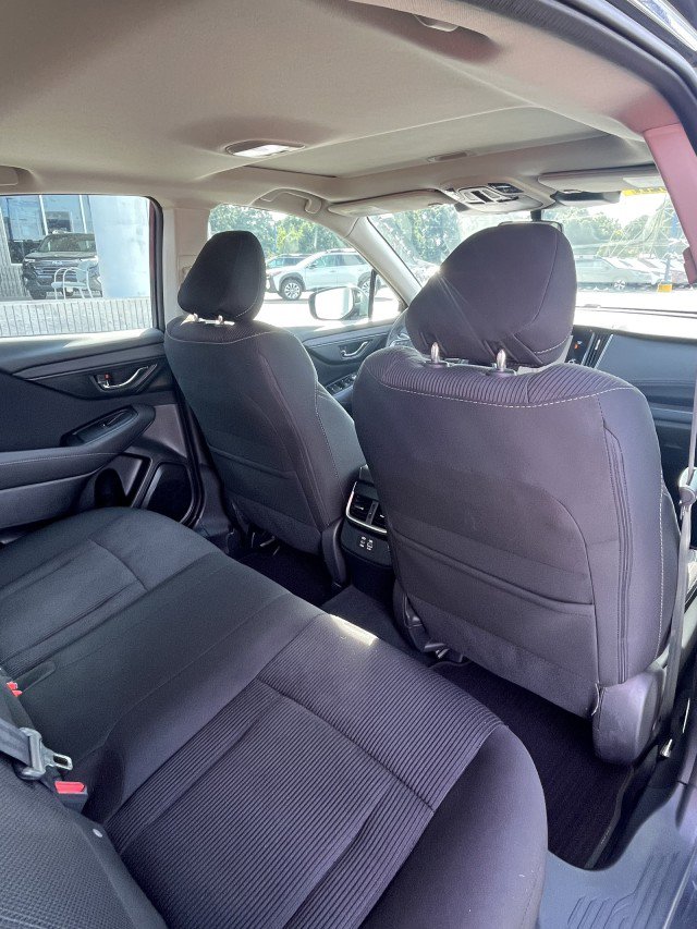 Used 2024 Subaru Legacy Premium image 11