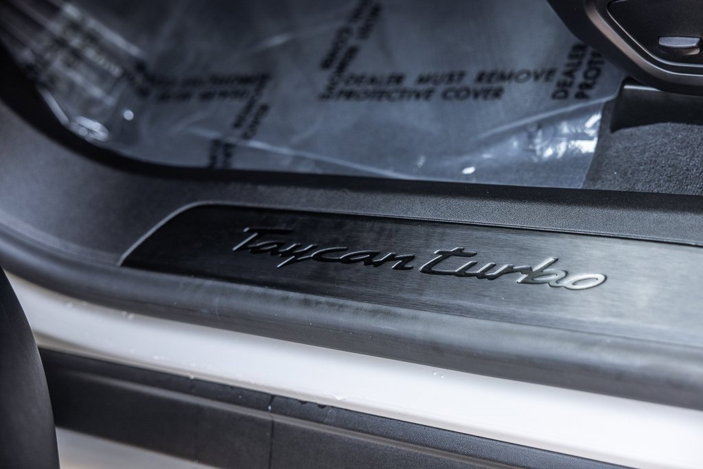Certified 2025 Porsche Taycan Turbo image 22