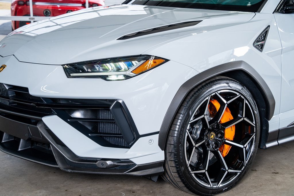 Used 2024 Lamborghini Urus Performante image 12