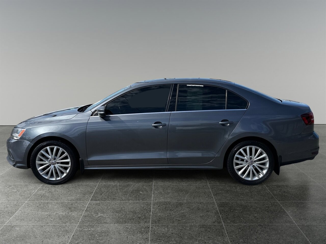 Used 2016 Volkswagen Jetta SEL FWD image 2